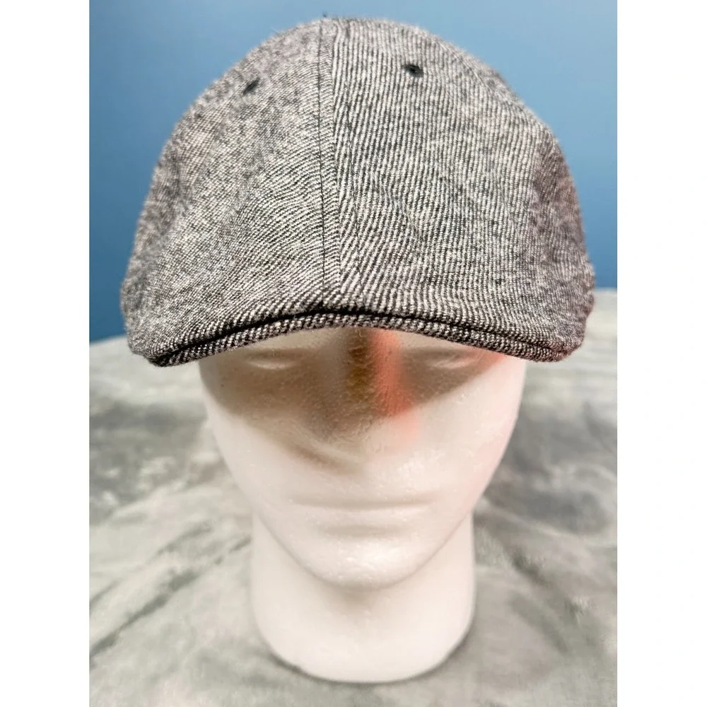 The Brazen Head Dublin 1198 Newsboy Cap Mens XL Gray Herringbone Ireland